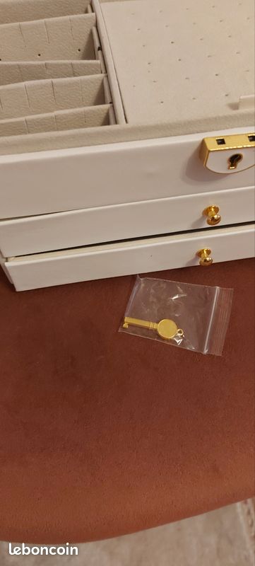 Coffret à bijoux neuf (image 7)