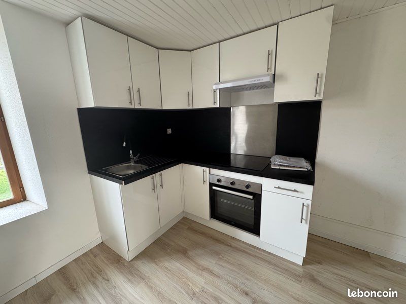 Appartement 2 pièces 50 m² · à La Vôge-les-Bains · 50 m² · 400 €
