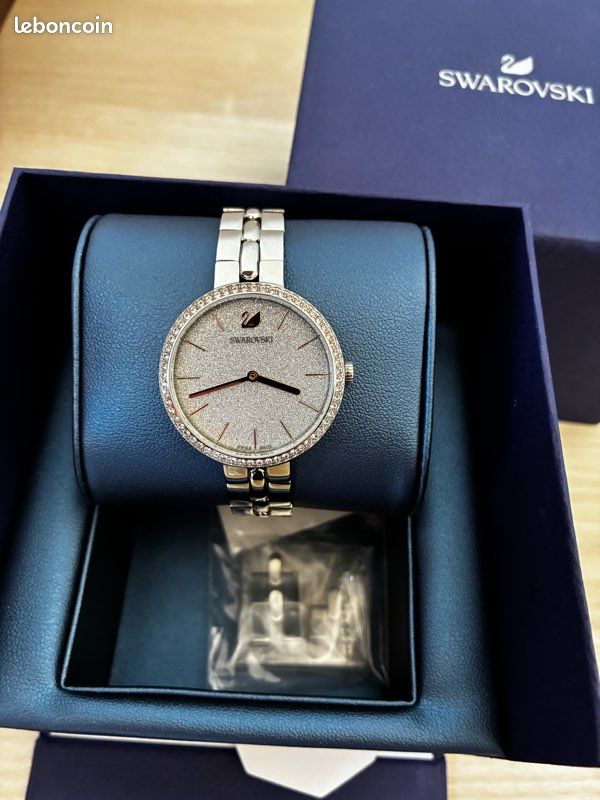 Montre Swarovski Cosmopolitan (image 1)