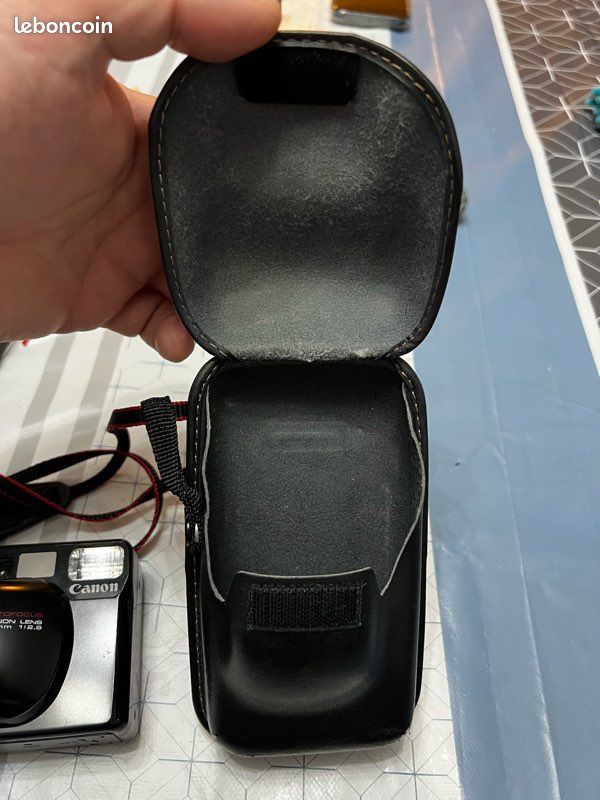 Appareil photo CANON Autofocus argentique avec étui cuir (image 4)
