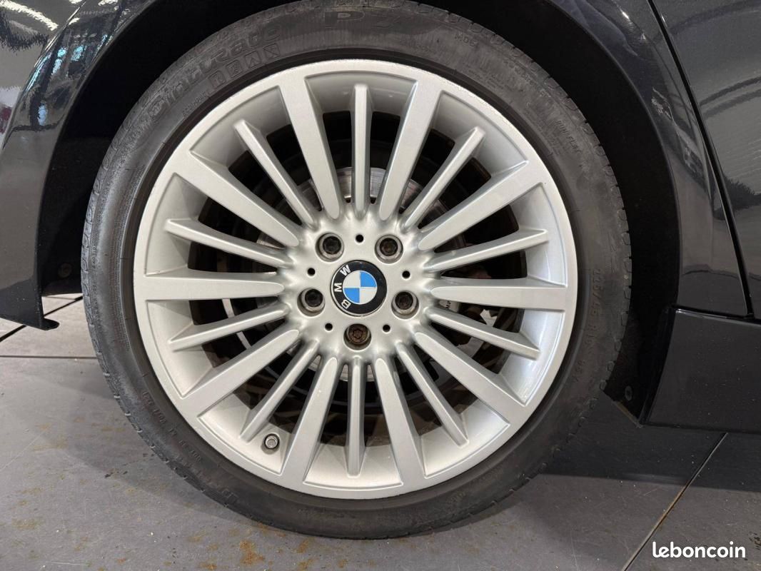 BMW Série 3 F30 LCI 330i xDrive 252ch Luxury - révision a jour et vidange BVA ok (image 28)