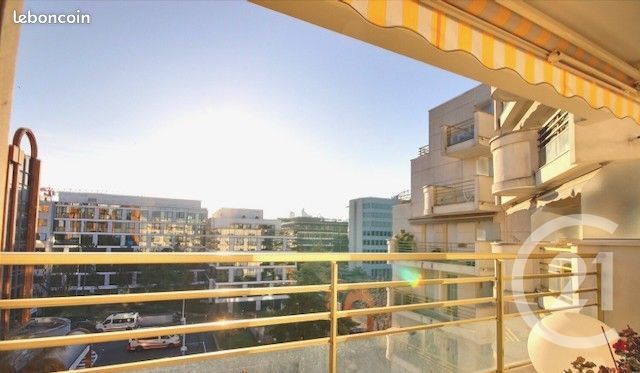 Appartement 3 pièces 70 m² · à Levallois-Perret · 70 m² · 268 000 €