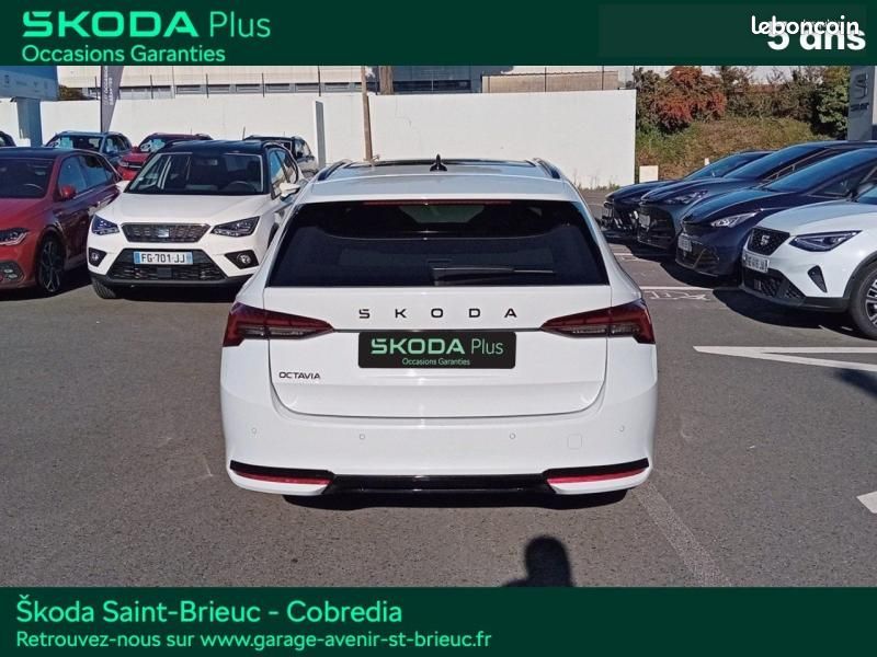 Skoda Octavia Combi 2.0 TDI SCR 150ch Sportline DSG7 (image 43)