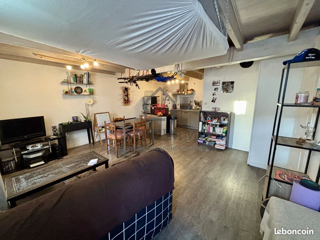 Immeuble 4 pièces 108 m² · à Beurlay · 108 m² · 168 000 €