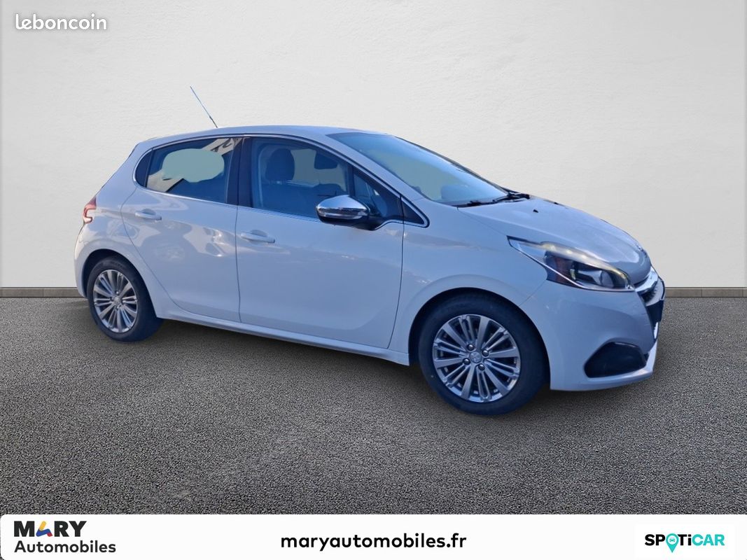 PEUGEOT 208 1.2 PureTech 110ch S&S BVM5 Allure (image 5)