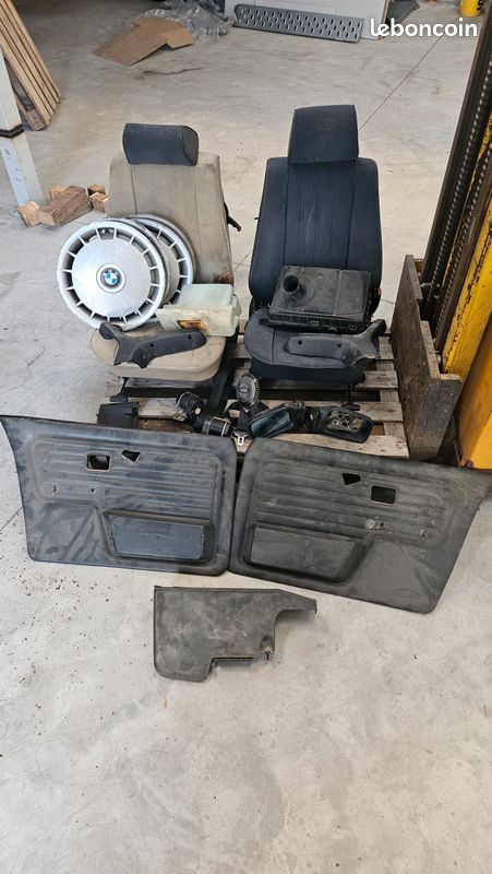 Lot de Pièces BMW E30 Coupé / Berline (image 1)