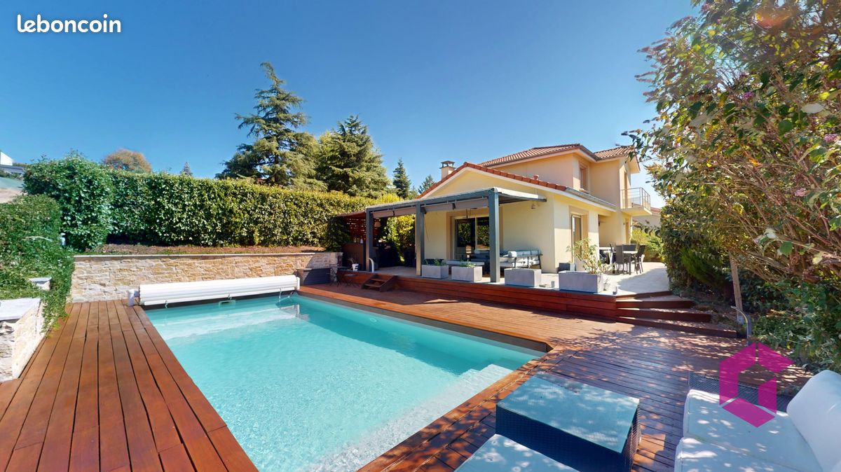 Maison 6 pièces 141 m² · à Saint-Étienne · 141 m² · 499 000 €