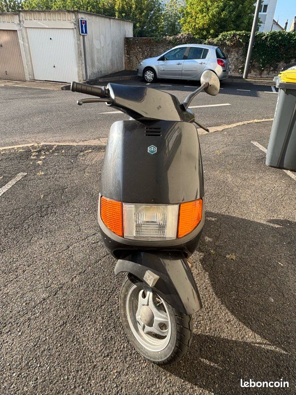 Scheda Tecnica Catalogo Scooter Piaggio Piaggio Motorino Sfera 50