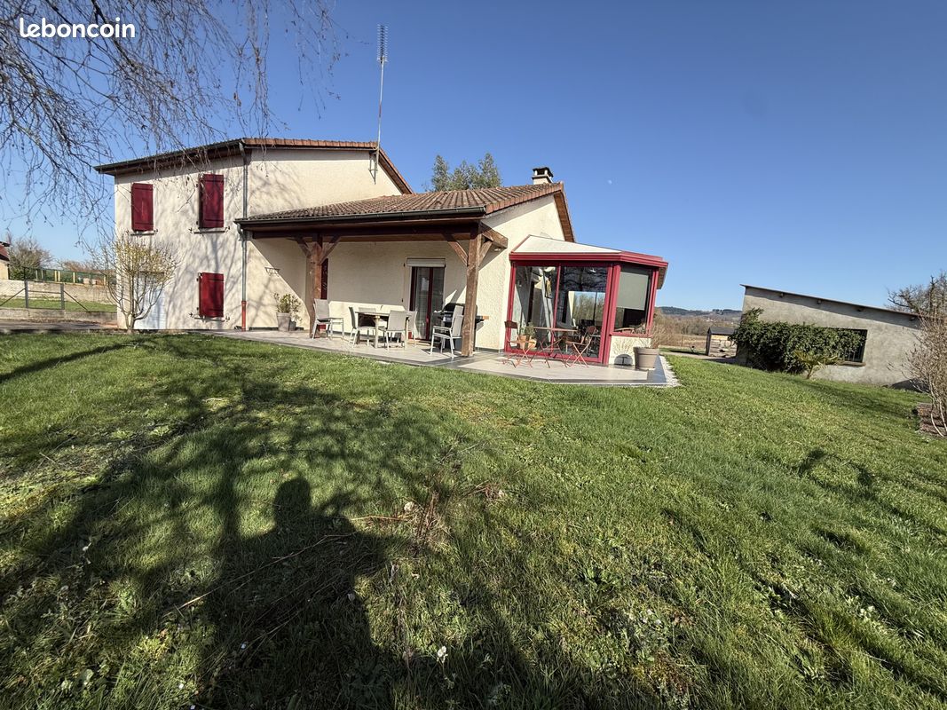 Maison 6 pièces 125 m² · à Hauterive · 125 m² · 266 000 €