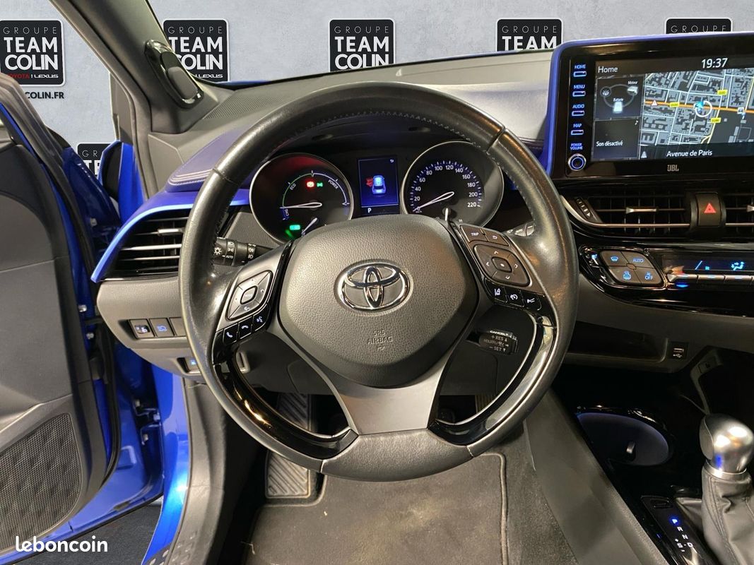 Toyota C-HR 184h Graphic 2WD E-CVT MC19 (image 12)