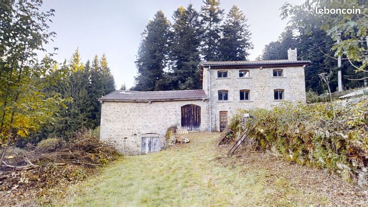 Maison 6 pièces 210 m²