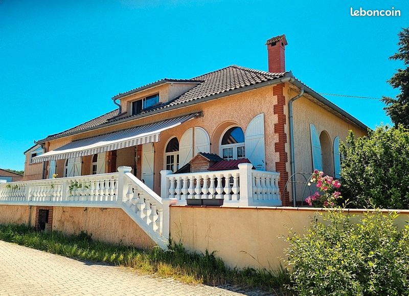 Maison 7 pièces 260 m² · à Brax · 260 m² · 469 000 €