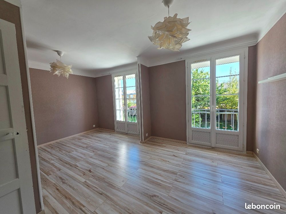Propriété 9 pièces 204 m² (image 12)