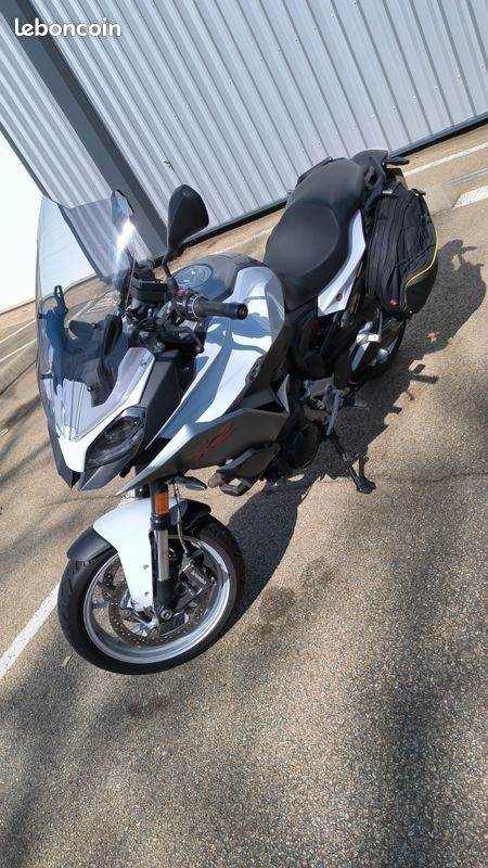 Bmw f900xr (image 1)