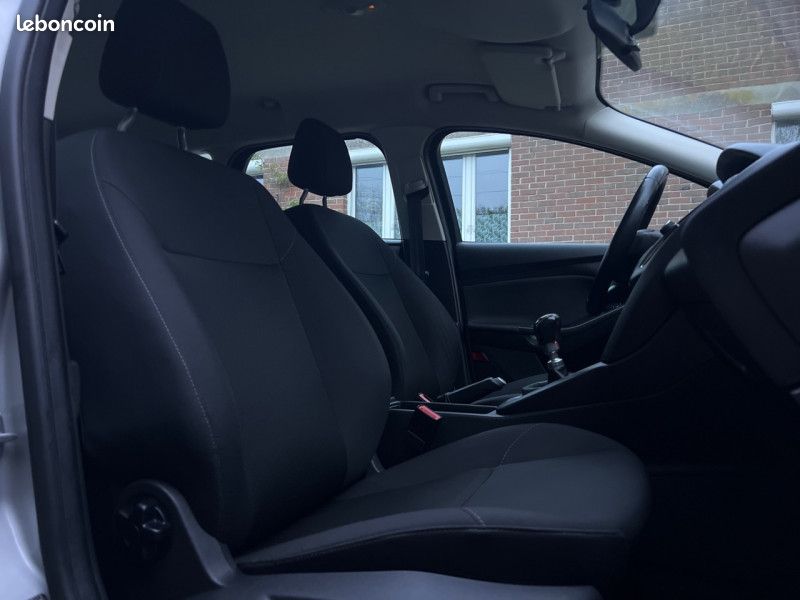 Ford FOCUS SW 1.0 ESS 100CH TREND BUSINESS * 2018 * 108.000KM * GARANTIE (image 17)