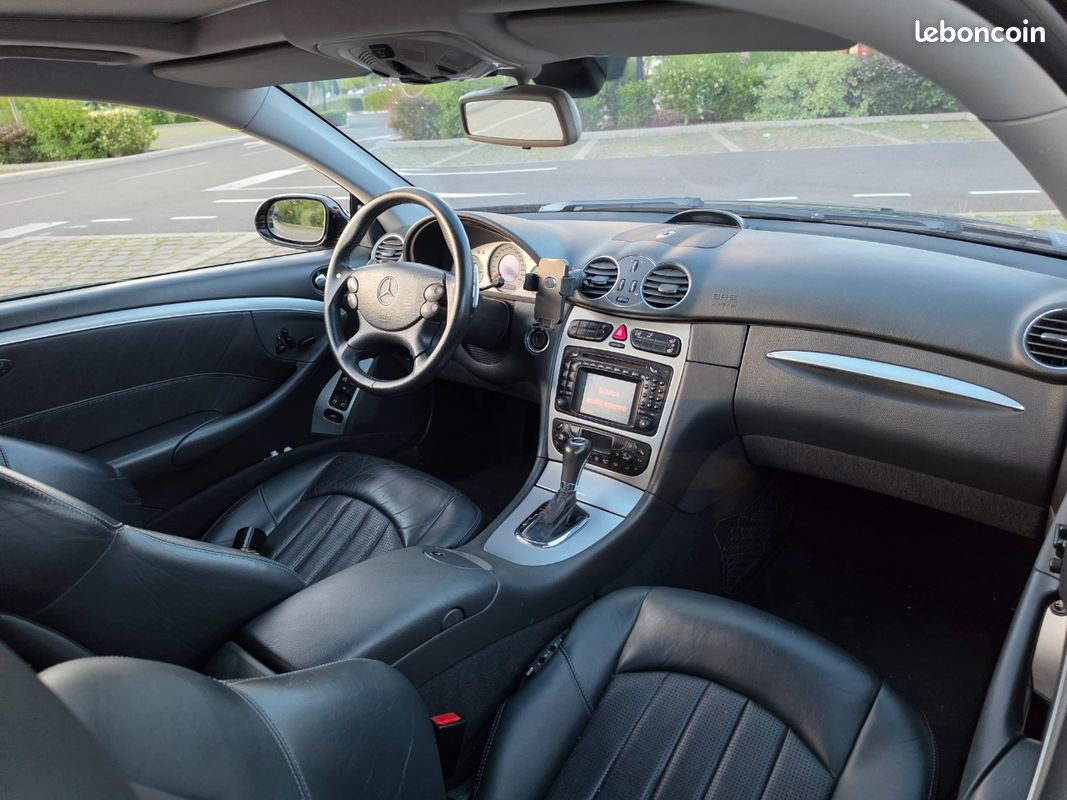 Mercedes CLK 55 AMG W209 (image 3)