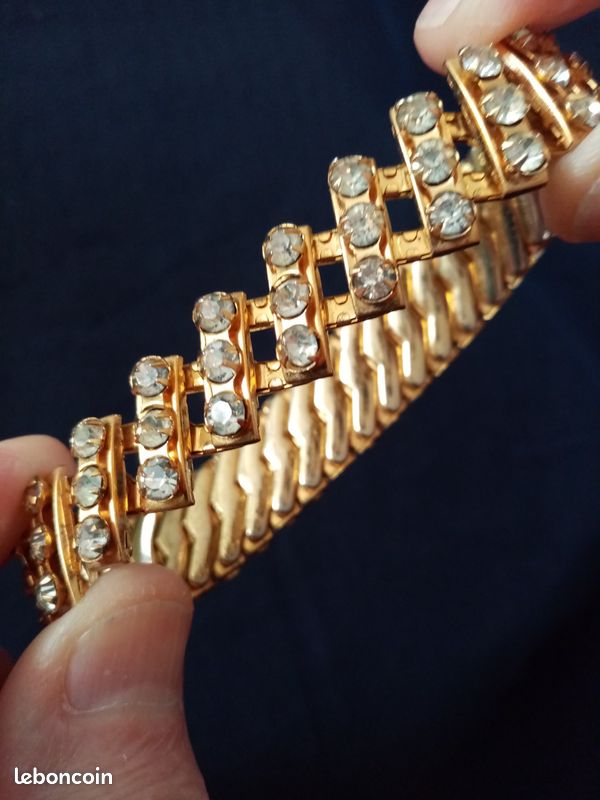 Bracelet doré et strass (image 5)