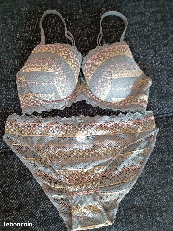 Soutien gorge 85D culotte 38 ETAM Vêtements