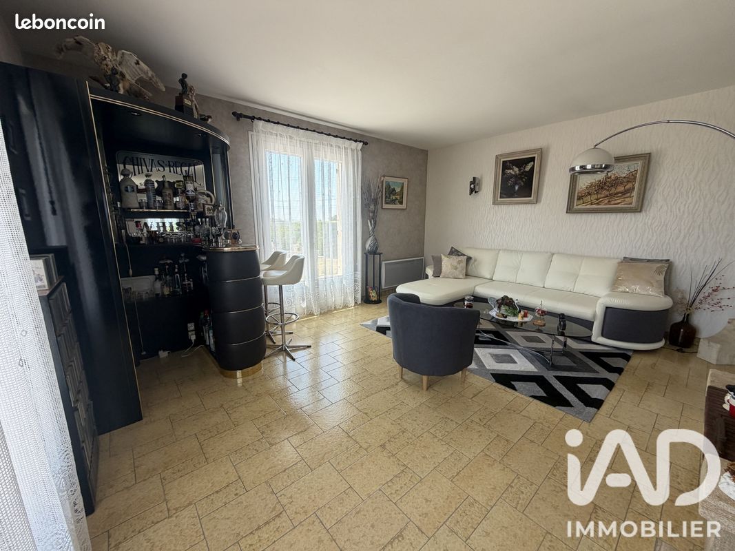 Maison 5 pièces 130 m² · à Laplume · 130 m² · 315 000 €