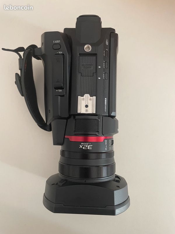 Panasonic HC-X1500 Caméra vidéo 4K Professionnel (image 2)