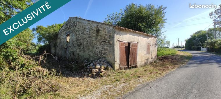 Grange 1 pièce 100 m²