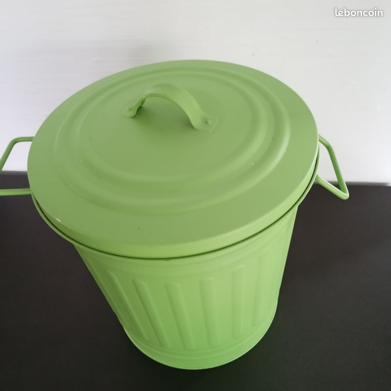 Poubelle en acier coloré vert (image 2)