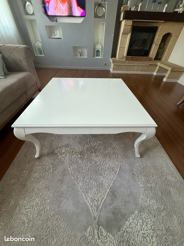 Table Basse Carrée Blanche - Style Baroque/Chic – Solide & Spacieuse (image 3)