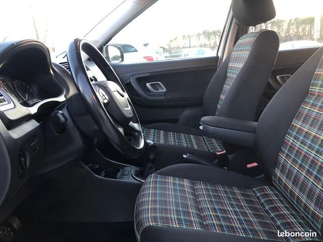 Skoda FABIA 1.2 STYLE 5 PORTES (image 13)