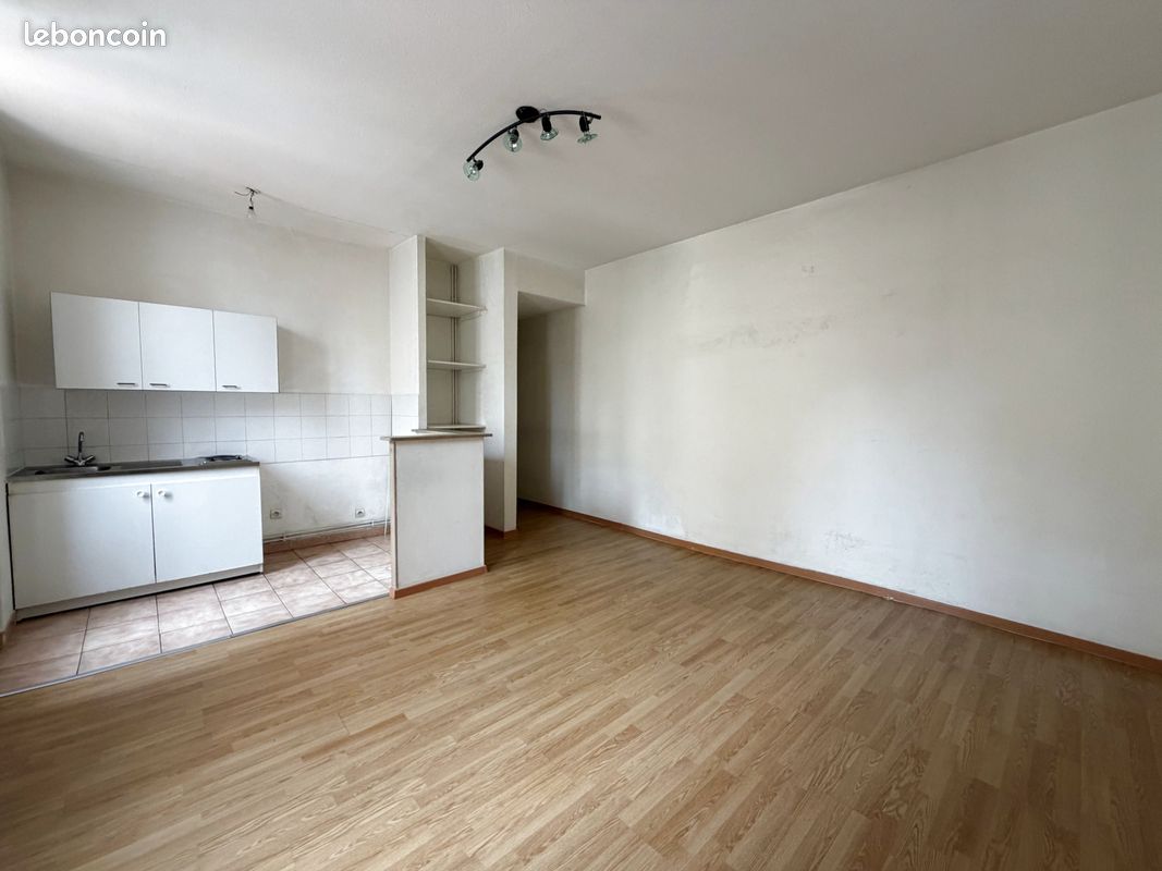 Appartement 2 pièces 36 m² · à Toulon · 36 m² · 570 €