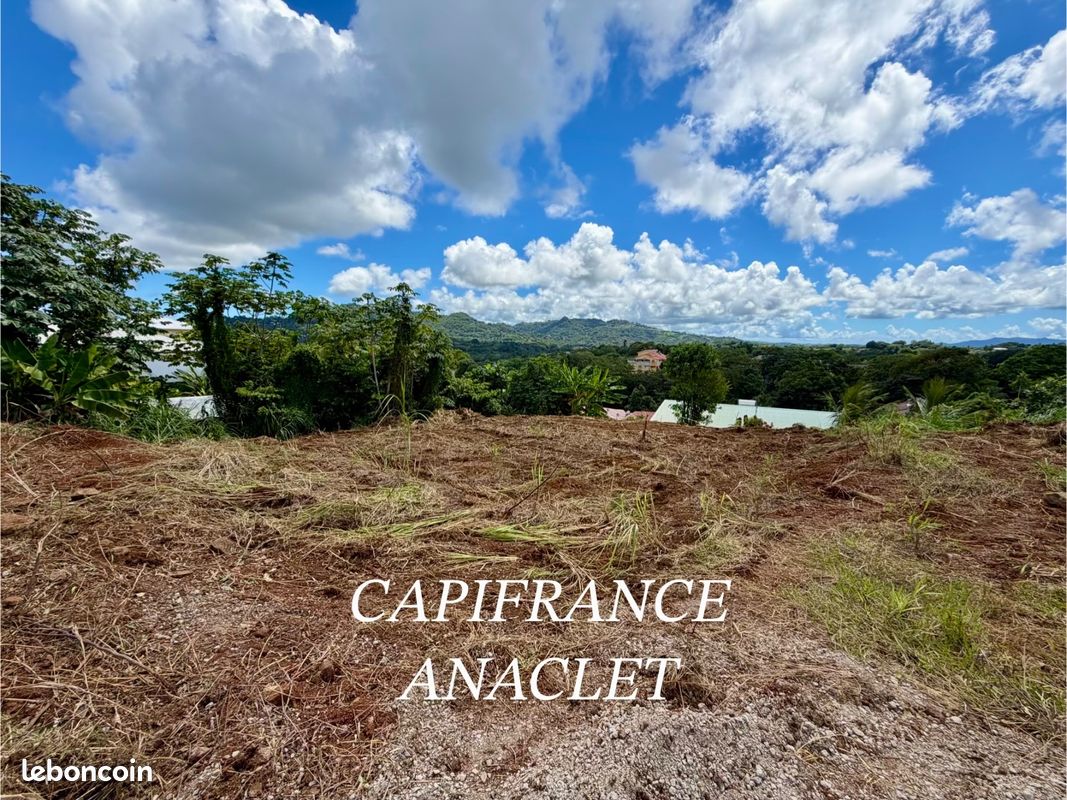 Terrain 517 m² · au Robert · 112 664 €