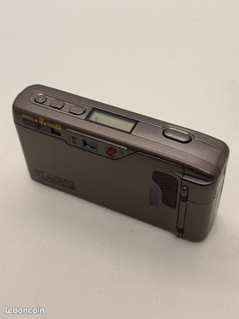 APPAREIL PHOTO ARGENTIQUE 35 mm Ricoh R1S gris 30 mm f/3,5 MC Macro