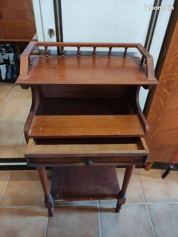 Meuble coiffeuse en bois (image 2)