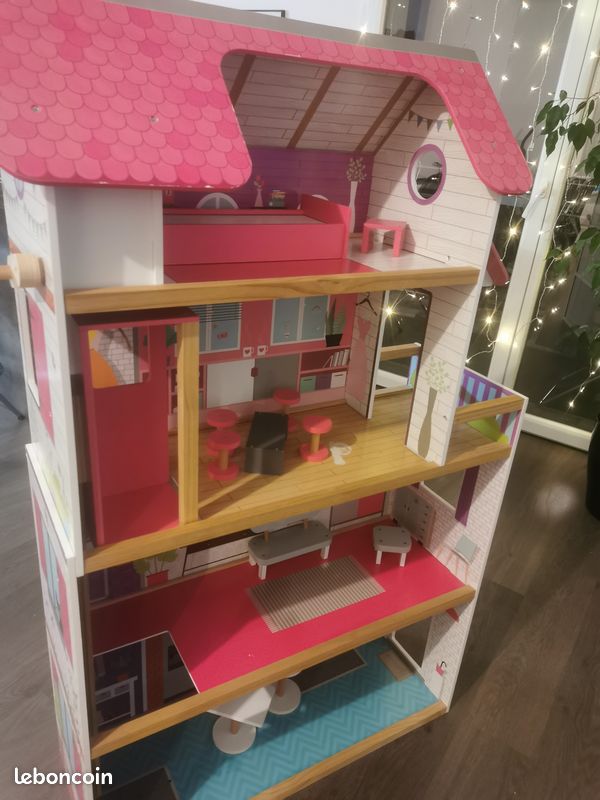 Maison de poupées (image 1)