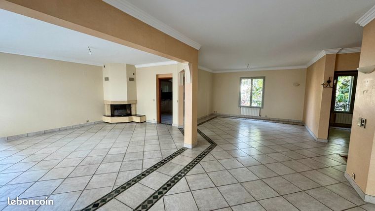 Maison de ville 5 pièces 202 m²