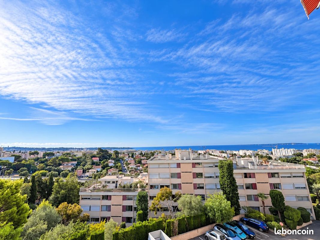 Appartement 2 pièces 62 m² · à Antibes · 62 m² · 316 000 €