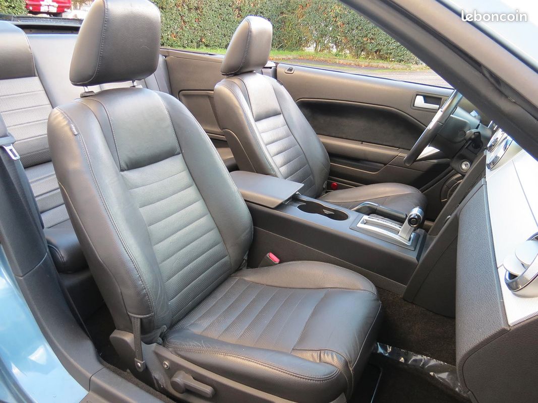 Ford Mustang GT Cabriolet 2005 (image 4)