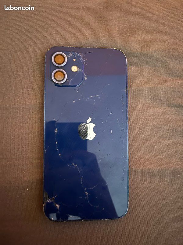 IPhone 12 Blanc 64 Go - Cassé - Pour Pièces Détachées