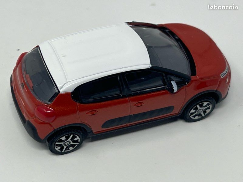 Citroën Berlingo 2016 Marron Moka 1/18 - 100pcs