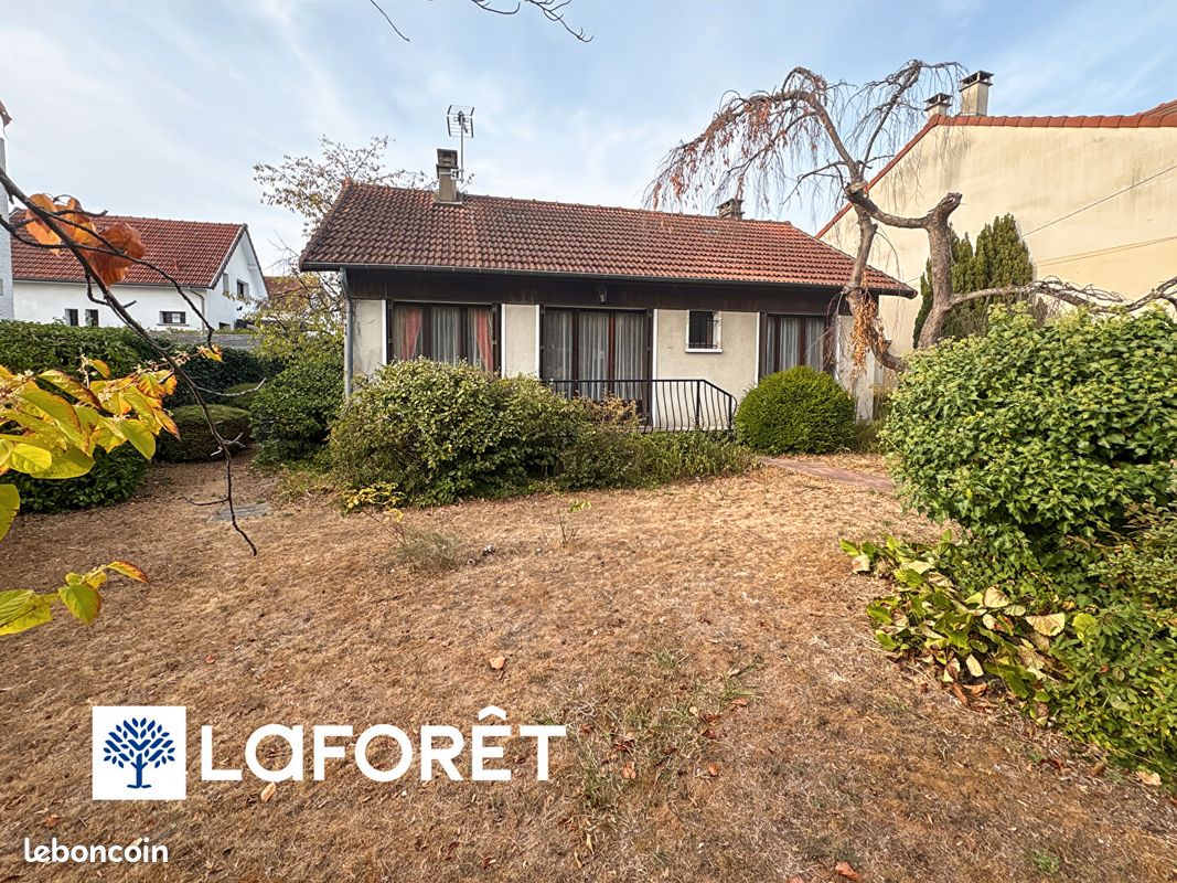 Maison 3 pièces 56 m² · à Sainte-Geneviève-des-Bois · 56 m² · 250 560 €