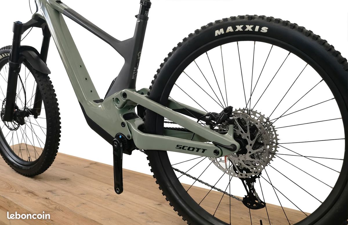 đ Occasion/ReconditionnĂ© VTTAE Scott Voltage eRIDE 910 Carbone TQ HPR50 2025 - Taille L - Clamart - ekstere (image 4)