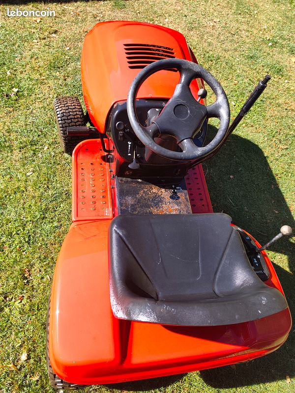 TRACTEUR TONDEUSE MTD 15,5cv sans plateau de coupe (image 1)
