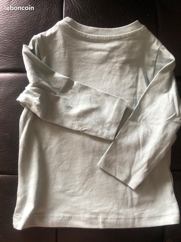 T-shirt neuf mini trappeur 6 mois ours polaire (image 2)