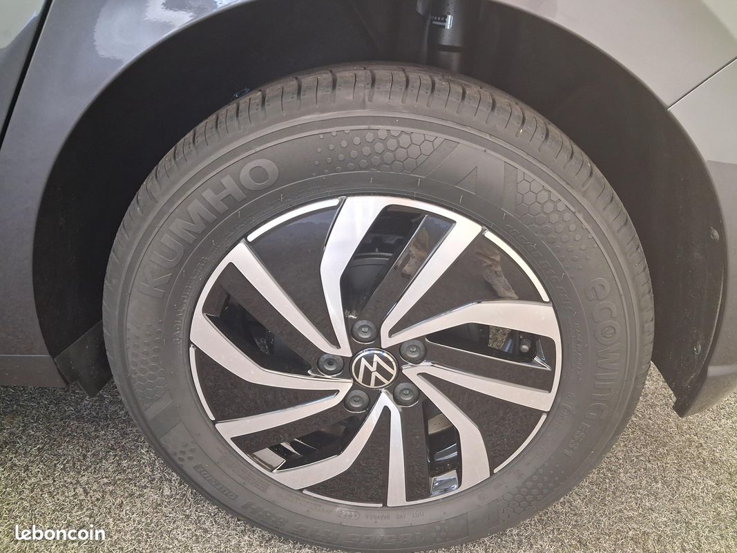 VOLKSWAGEN Polo 1.0 TSI 95 S&S BVM5 VW Edition (image 16)