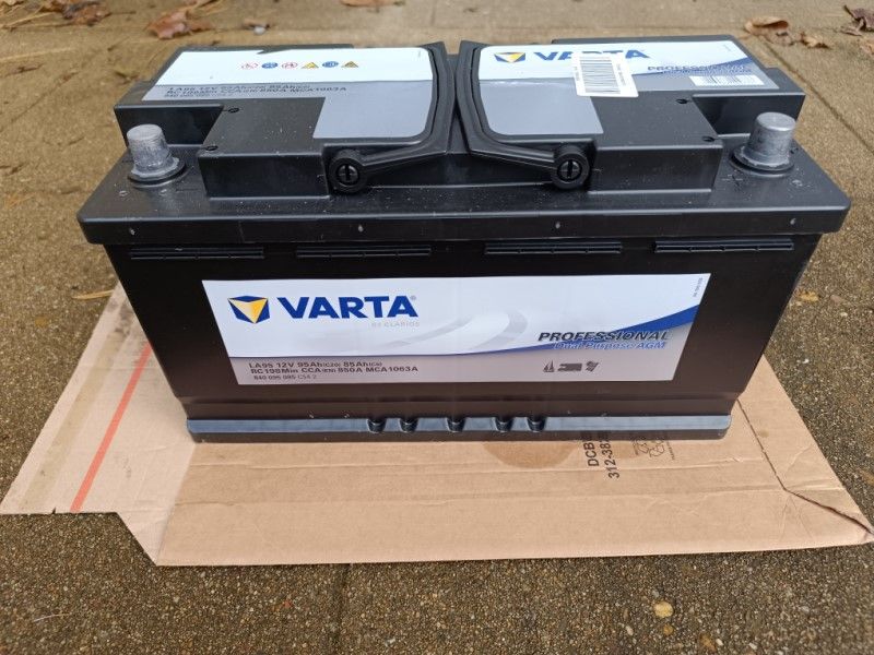Batterie décharge lente Varta AGM la95 12v 95ah 850a - Équipement