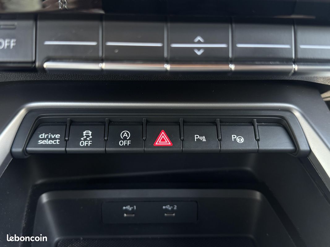 AUDI A3 Sportback 35 TDI 150 S tronic 7 S Line (image 11)