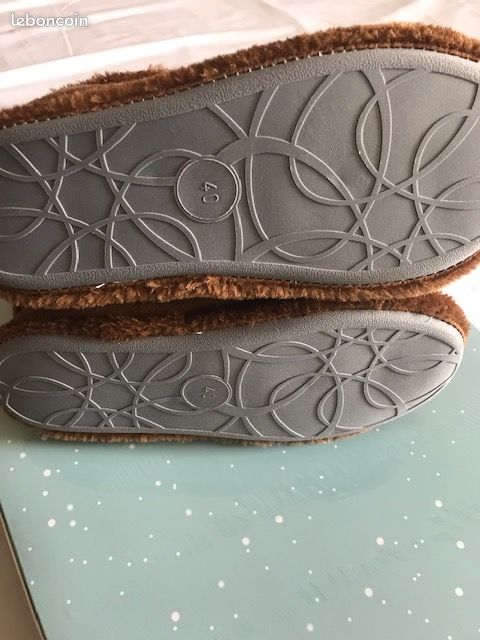Pantoufles Femme NEUVES T40 (image 4)