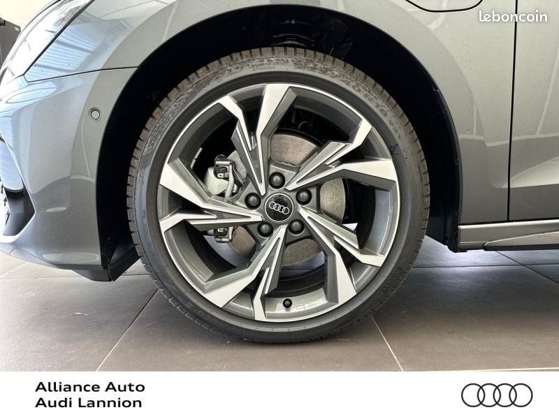 Audi A3 Sportback 40 TFSI e 204ch S line S tronic 6 (image 25)