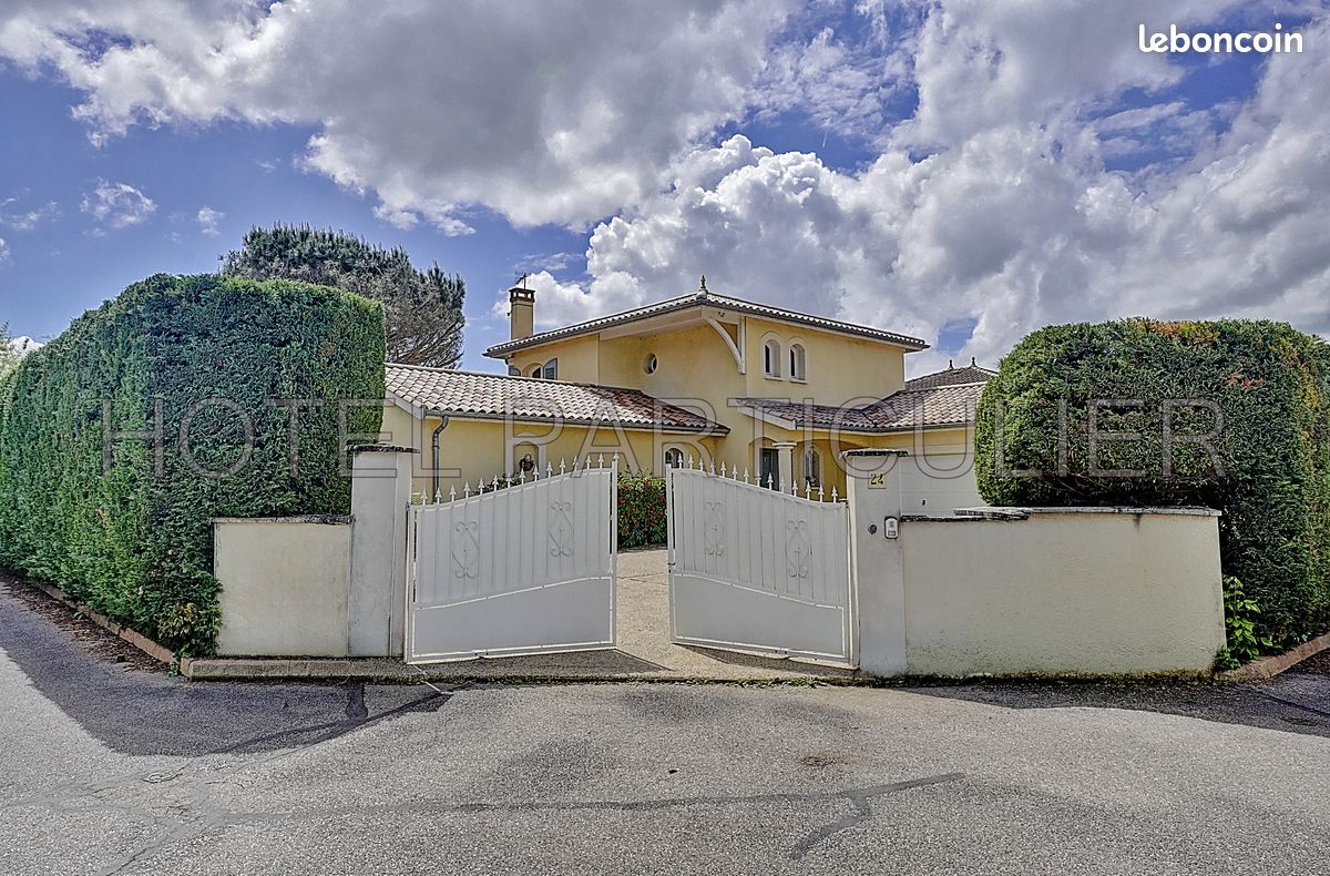 Maison 6 pièces 184 m² · à Sathonay-Village · 184 m² · 895 000 €
