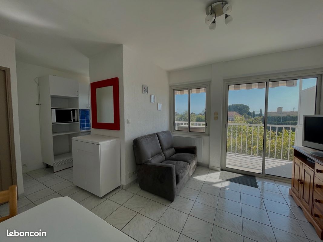Appartement 2 pièces 35 m² · à Carqueiranne · 35 m² · 235 000 €