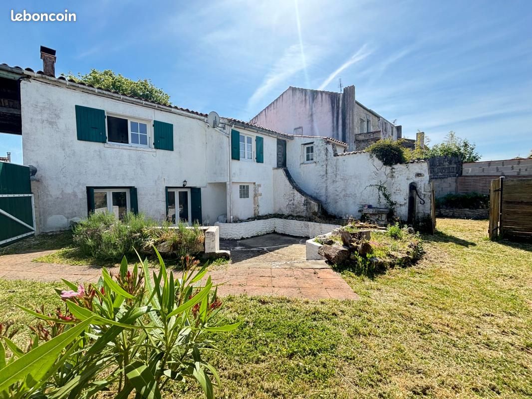 Maison 7 pièces 184 m² · à Saint-Georges-d'Oléron · 184 m² · 404 250 €